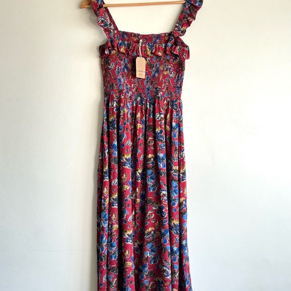 NEW Natural Life Smocked Floral Midi Dress Red Blue Boho M Cottage Romantic - Picture 6 of 7